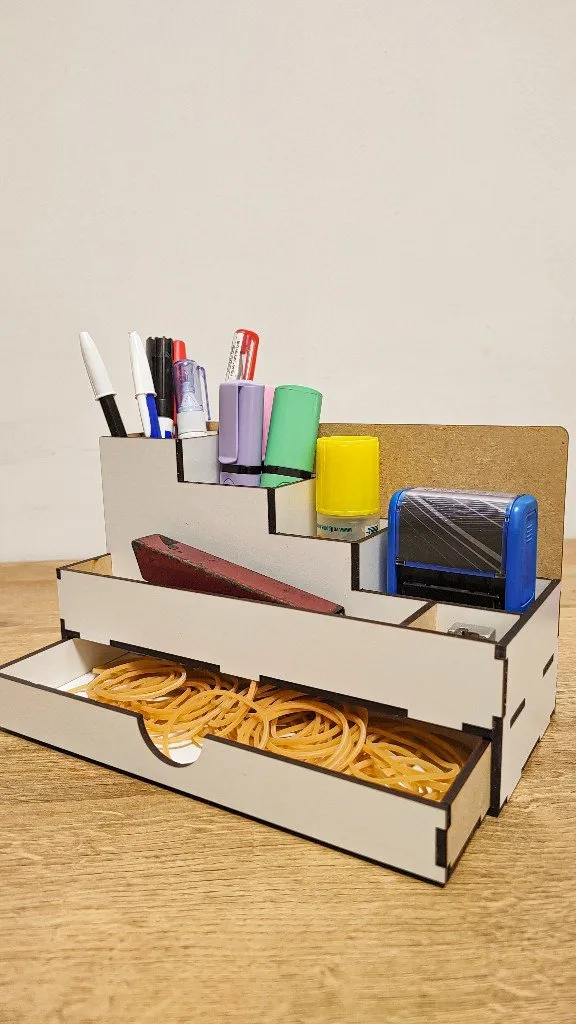 Organizador de escritorio blanco, con cajón y divisores