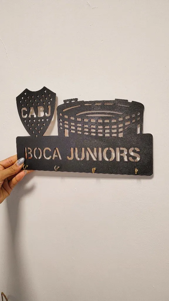 Portallaves de Boca Juniors, con el escudo y la bombonera